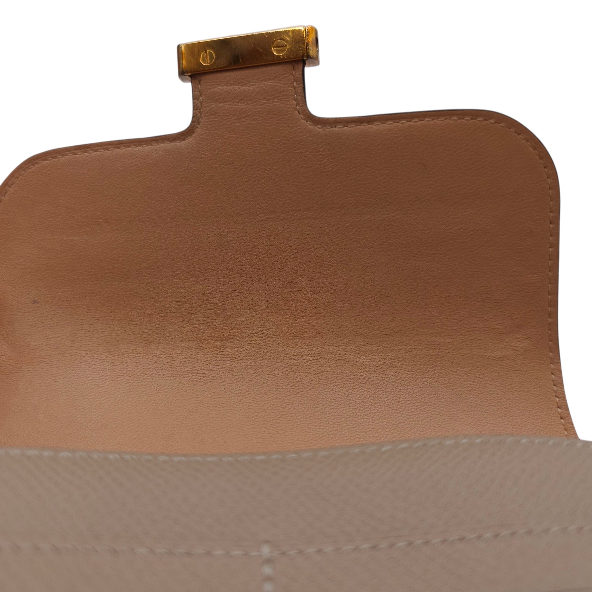 Constance Compact Trench Wallet in Epsom, Gold hardware