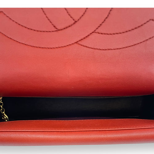 CC 15P Diana Reissue Red Flap Bag in Lambskin, Gold hardware