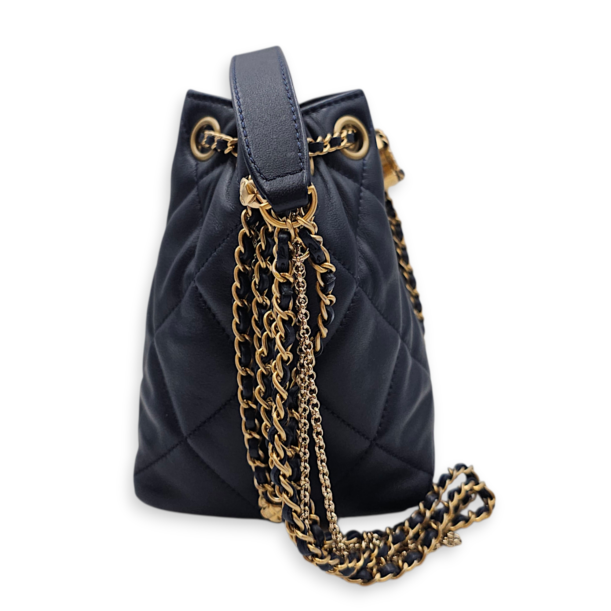 CC Drawstring Bucket Navy Blue Crossbody Bag in Lambskin, Pearl/Gold hardware