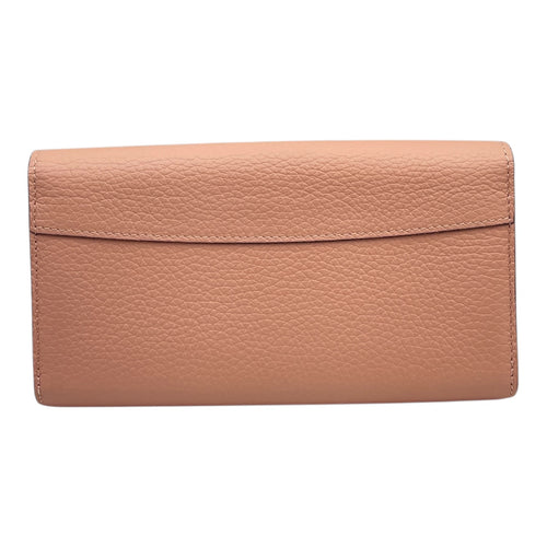 Capucines Pale Pink Wallet in Taurillon Leather, Silver hardware