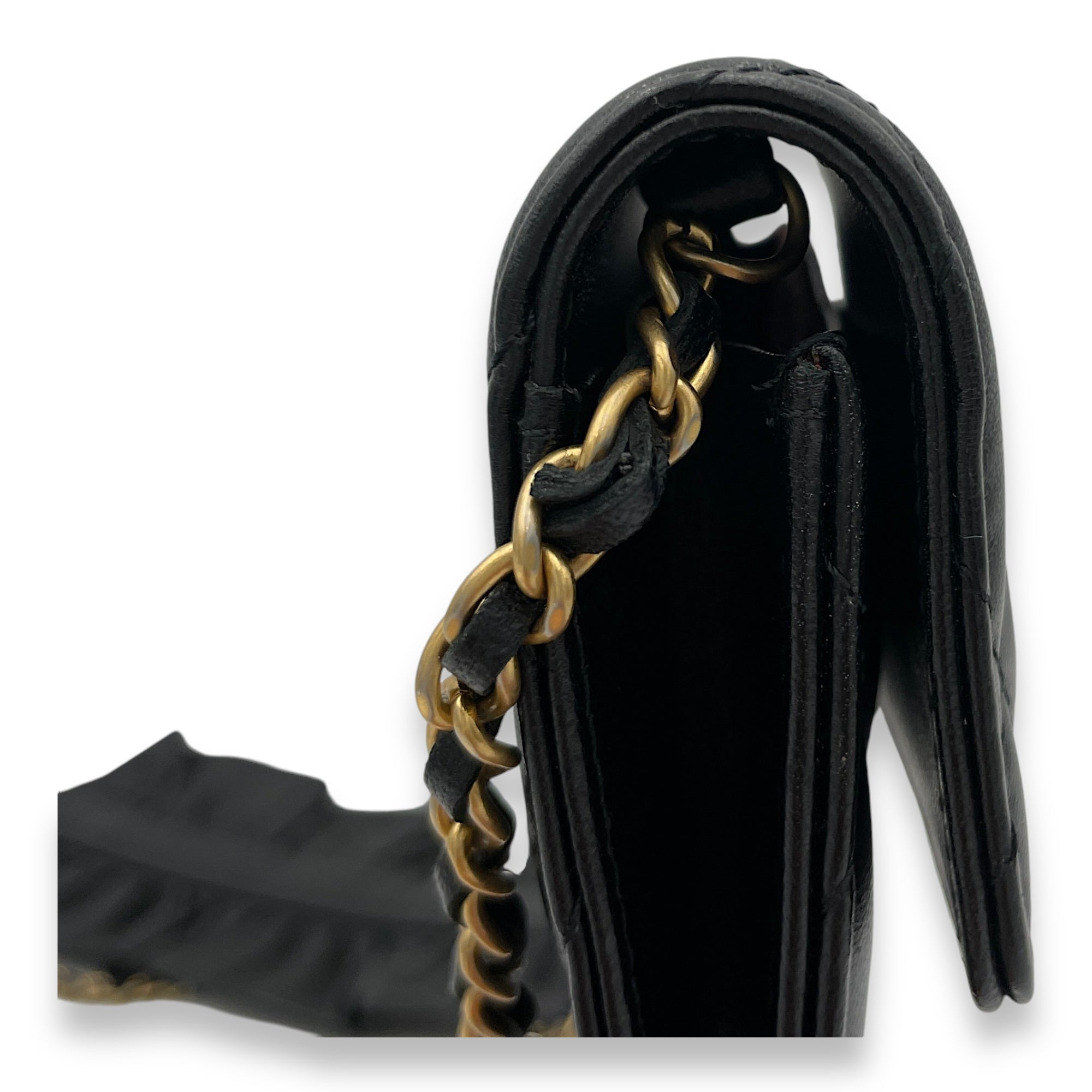 Classic Flap Chain Mini Black Card Holder in Lambskin, Gold hardware