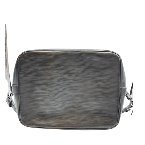 Petite Noe Black Shoulder Bag in Epi Leather, Silver hardware