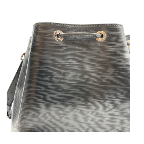 Petite Noe Black Shoulder Bag in Epi Leather, Silver hardware