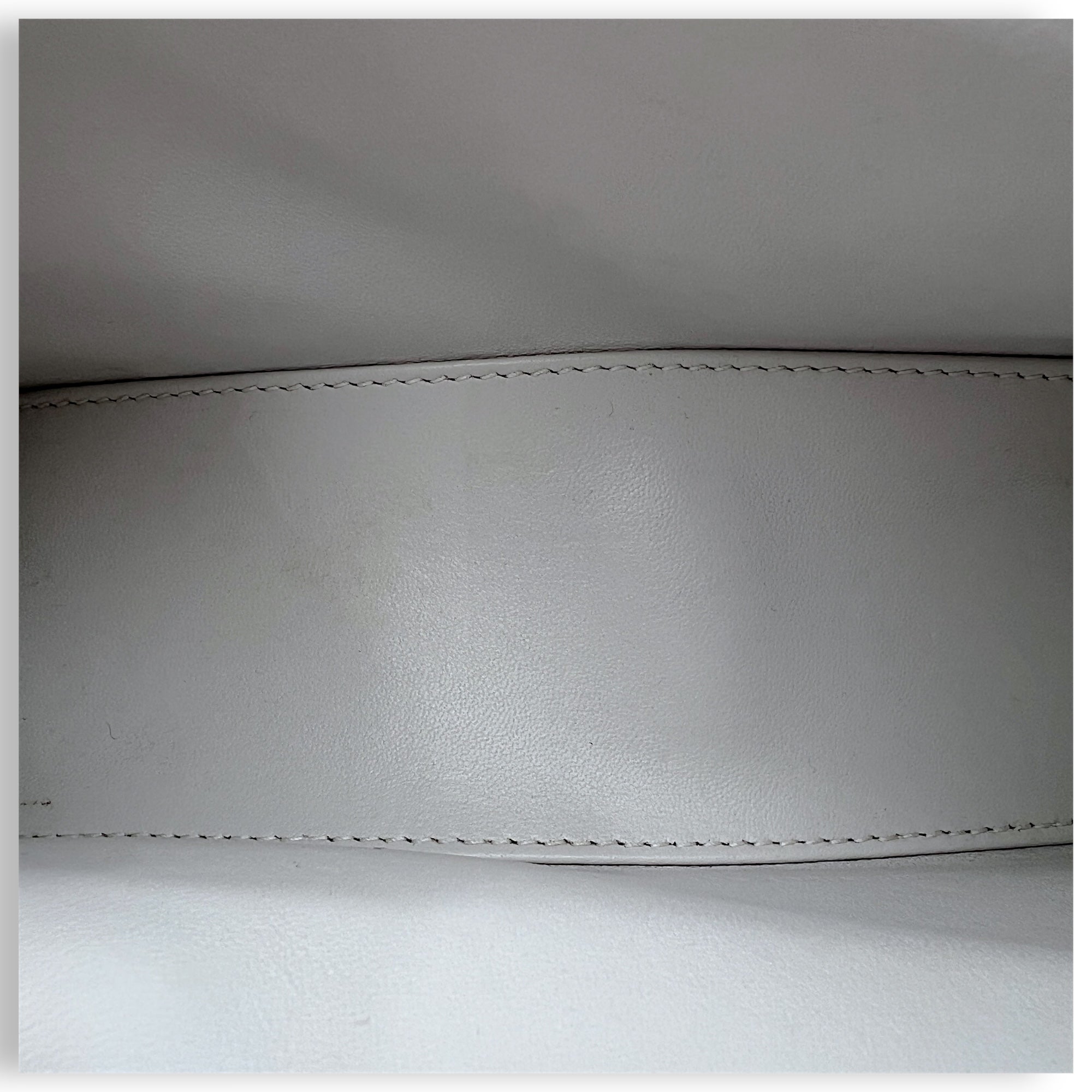 Balenciaga Hourglass XS White Top Handle Bag in Crocodile Embossed Calfskin, Silver hardware_11