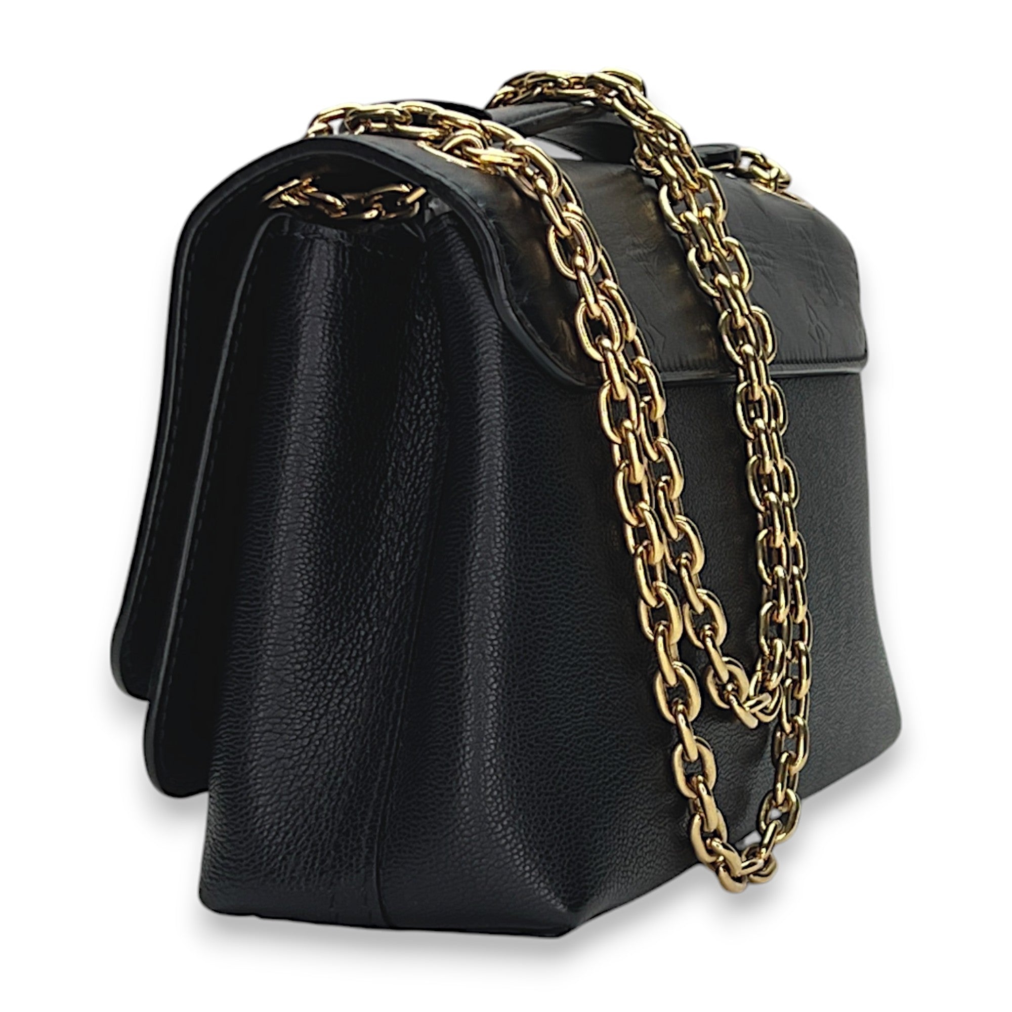 Very Chain Black Shoulder Bag in Calfskin, Gold hardware