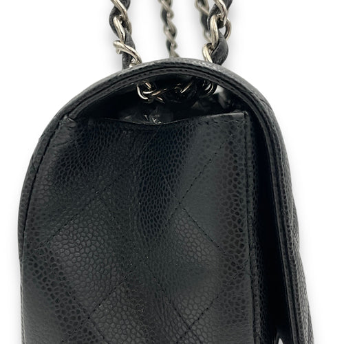 Classic Flap Maxi Black Shoulder Bag in Caviar Leather, Silver hardware