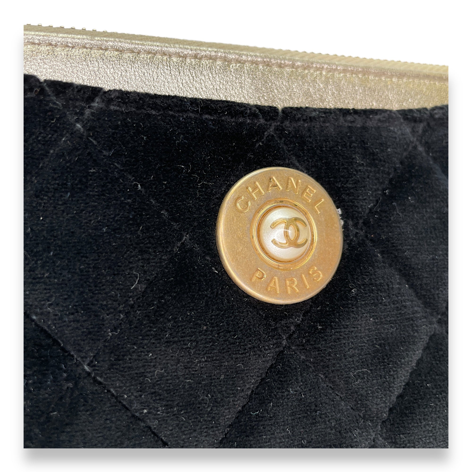 CC Black Pouch in Velvet, Gold hardware