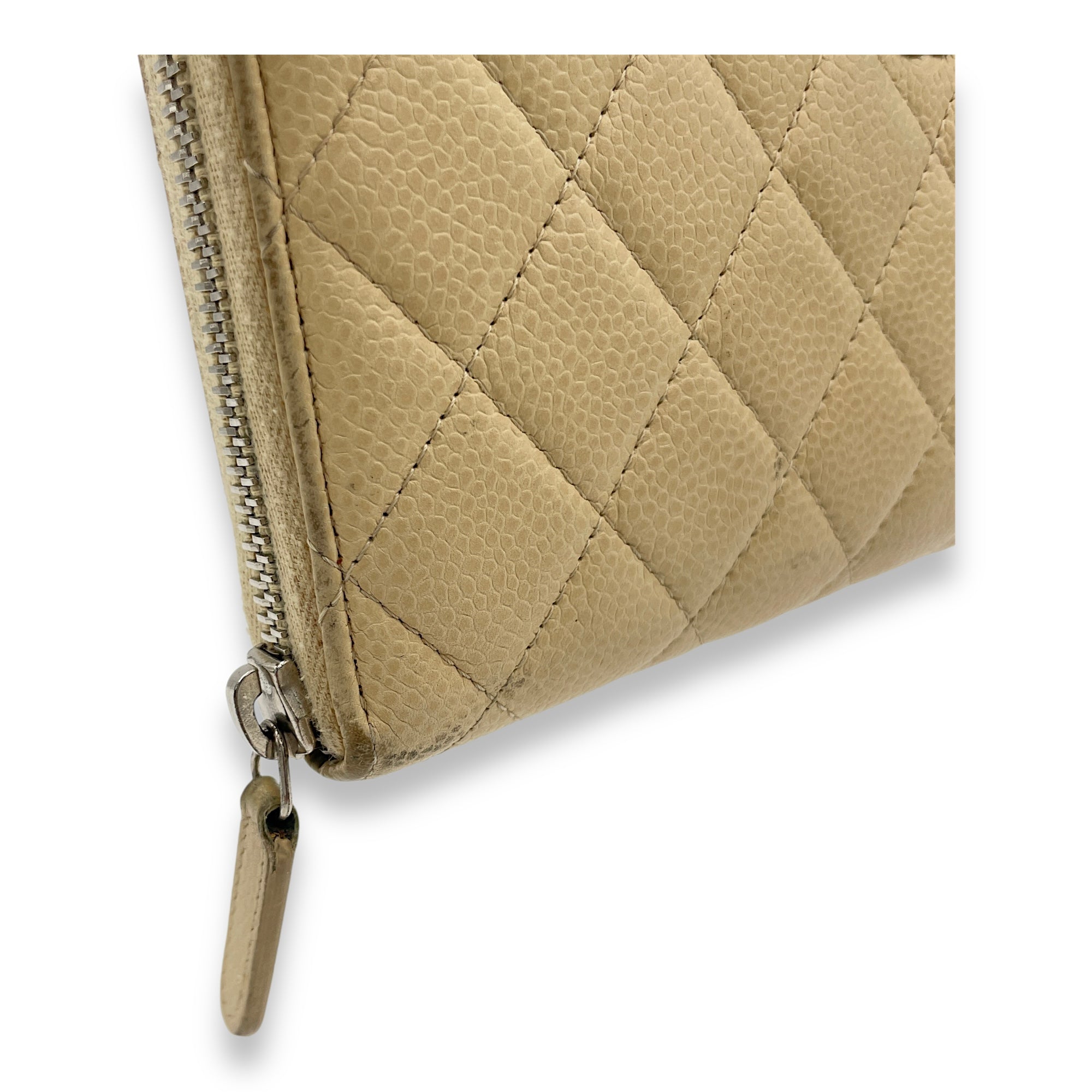 Classic Long Zip Beige Wallet in Caviar Leather, Silver hardware