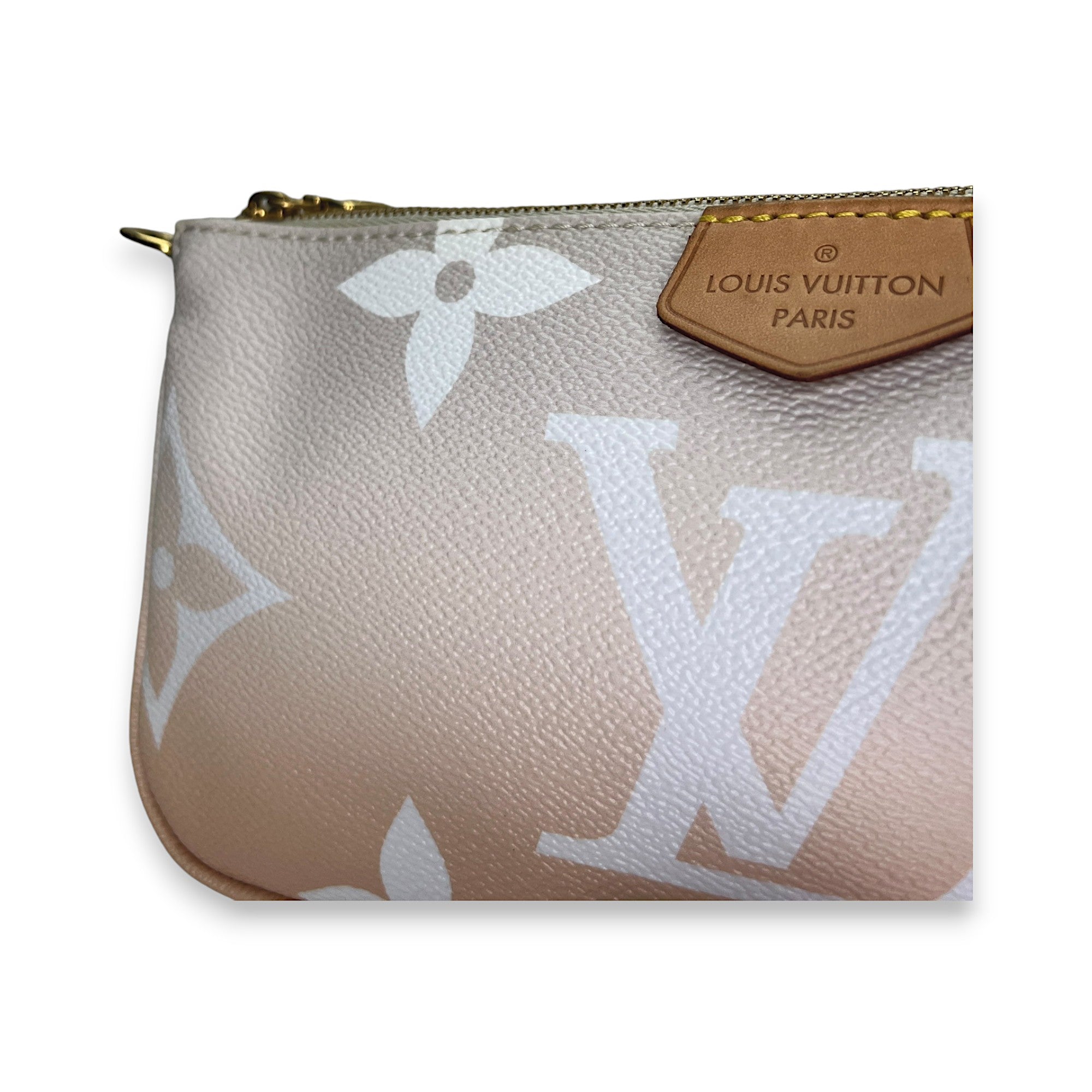 Multi Pochette Accessoires White Shoulder Bag in Monogram Coated Canvas Gold hardware