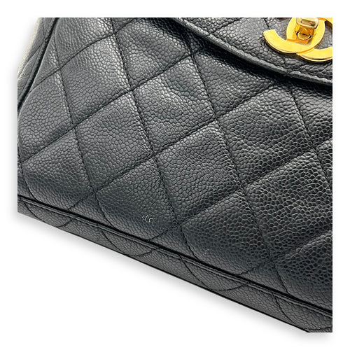 Vintage CC lock Shoulder Bag Black in Caviar Leather, Gold hardware