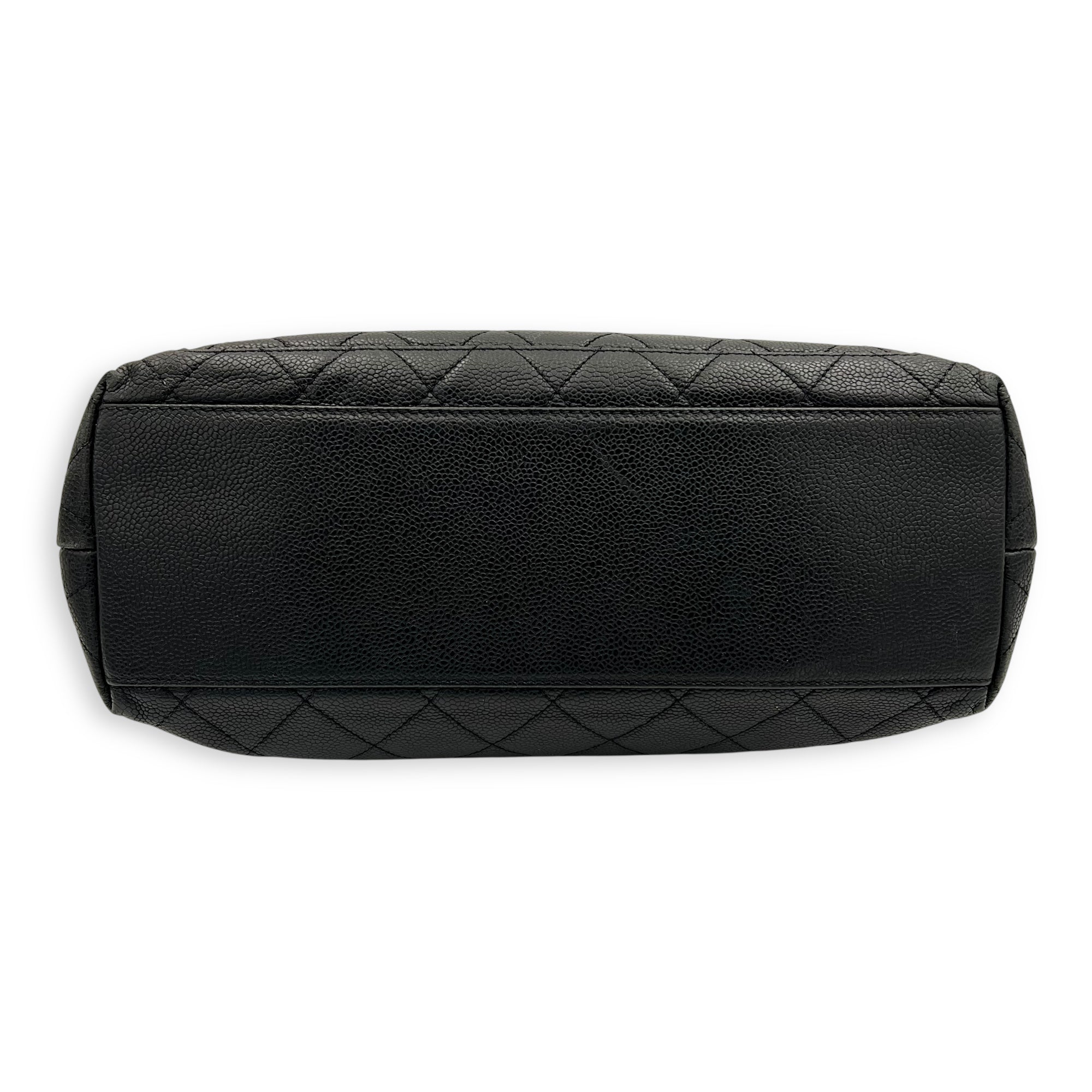 Vintage CC lock Shoulder Bag Black in Caviar Leather, Gold hardware