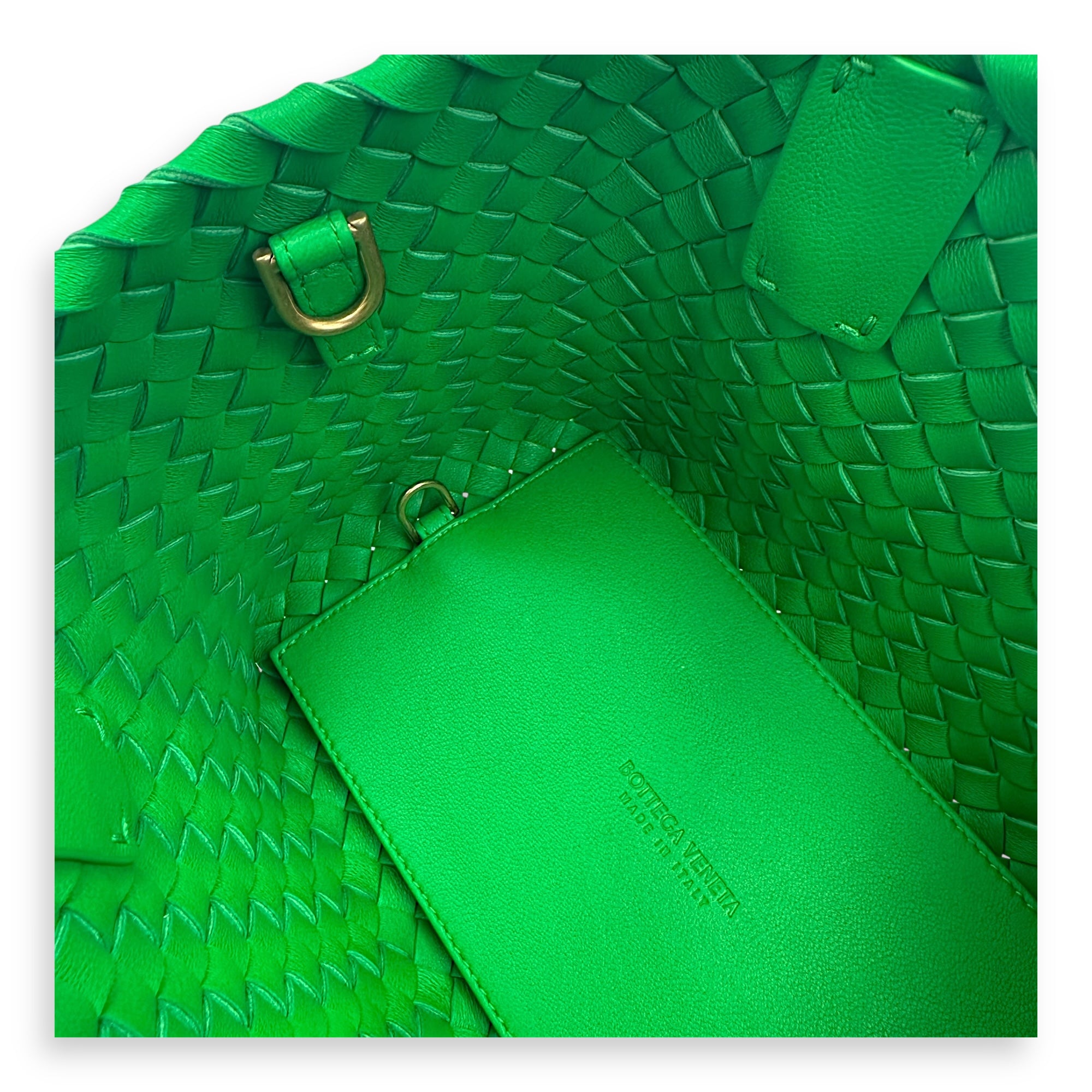 Cabat Top Handle Bag Green in Lambskin, Gold hardware