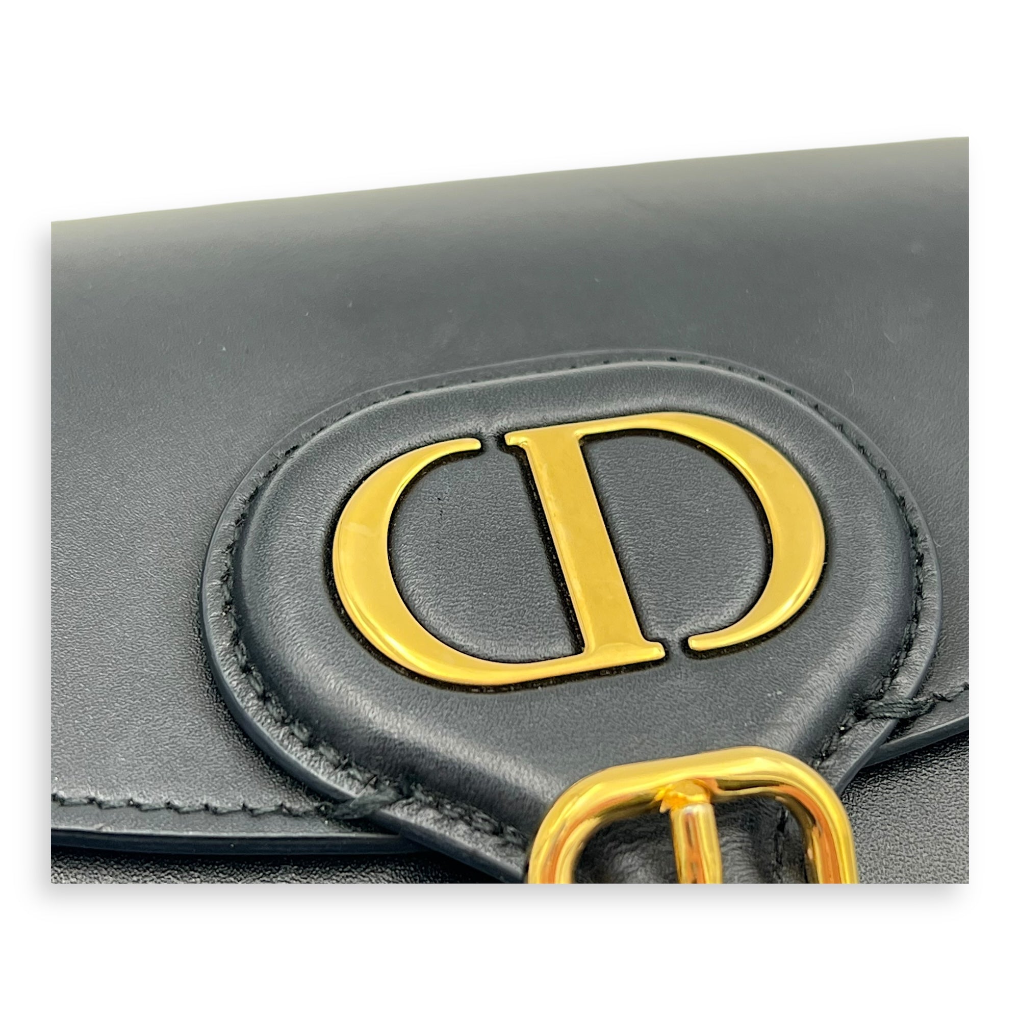 Bobby Shoulder Bag Small Black in Calfskin, Gold hardware