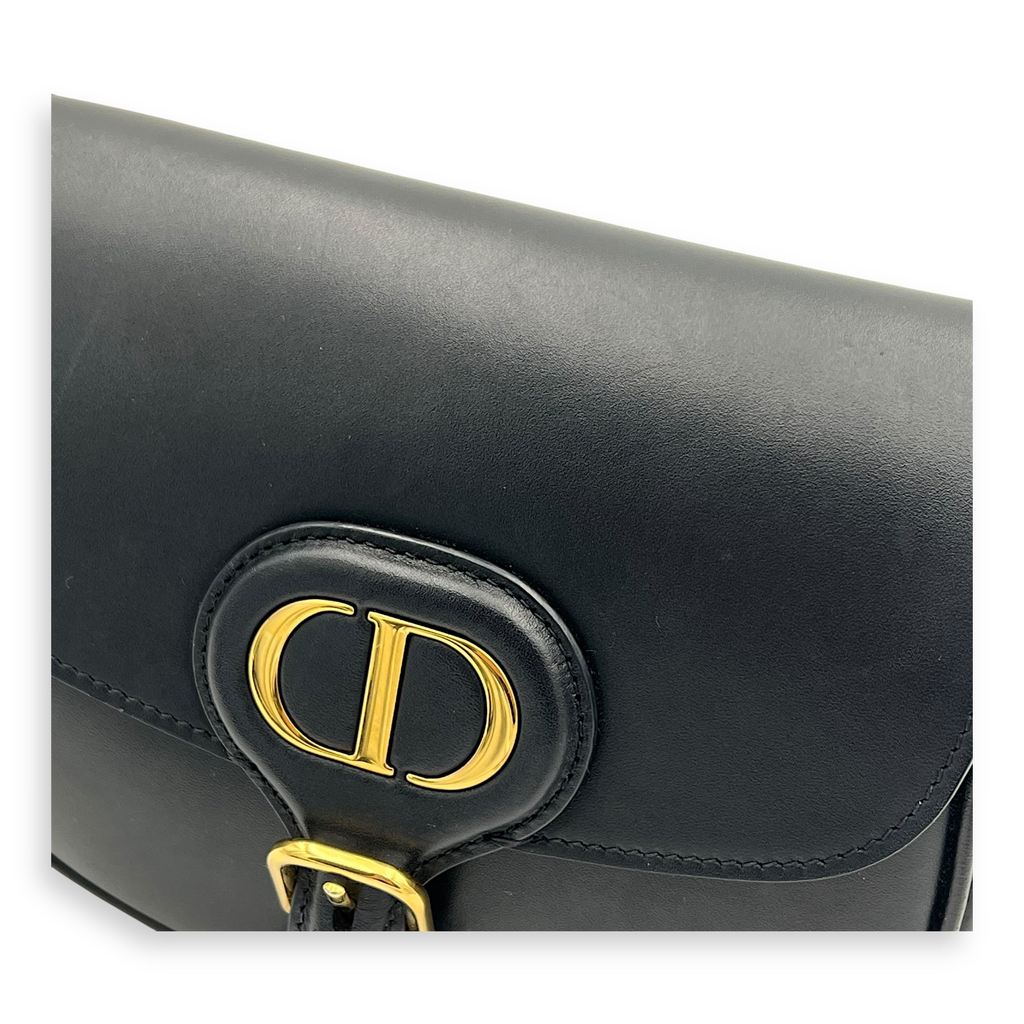 Bobby Shoulder Bag Small Black in Calfskin, Gold hardware