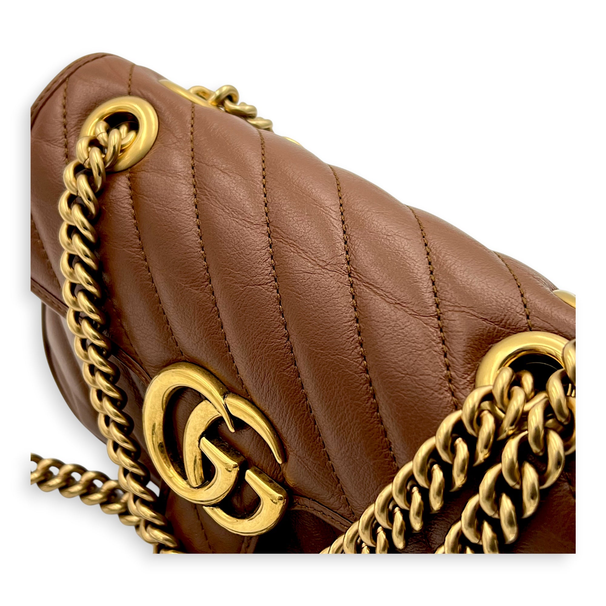GG Marmont Mini Brown Shoulder Bag in Calfskin, Gold hardware