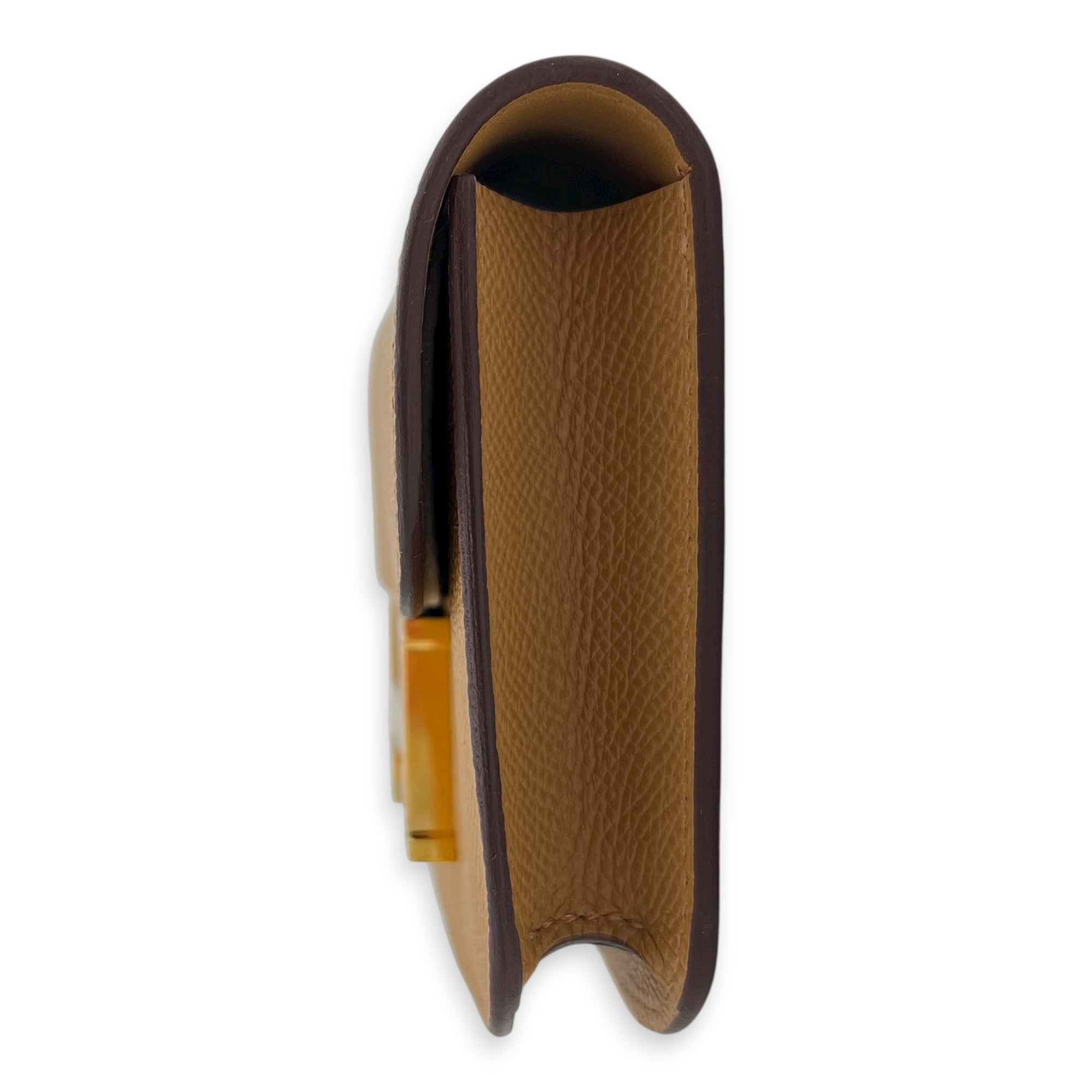 Constance slim biscuit in Epsom, Gold hardware