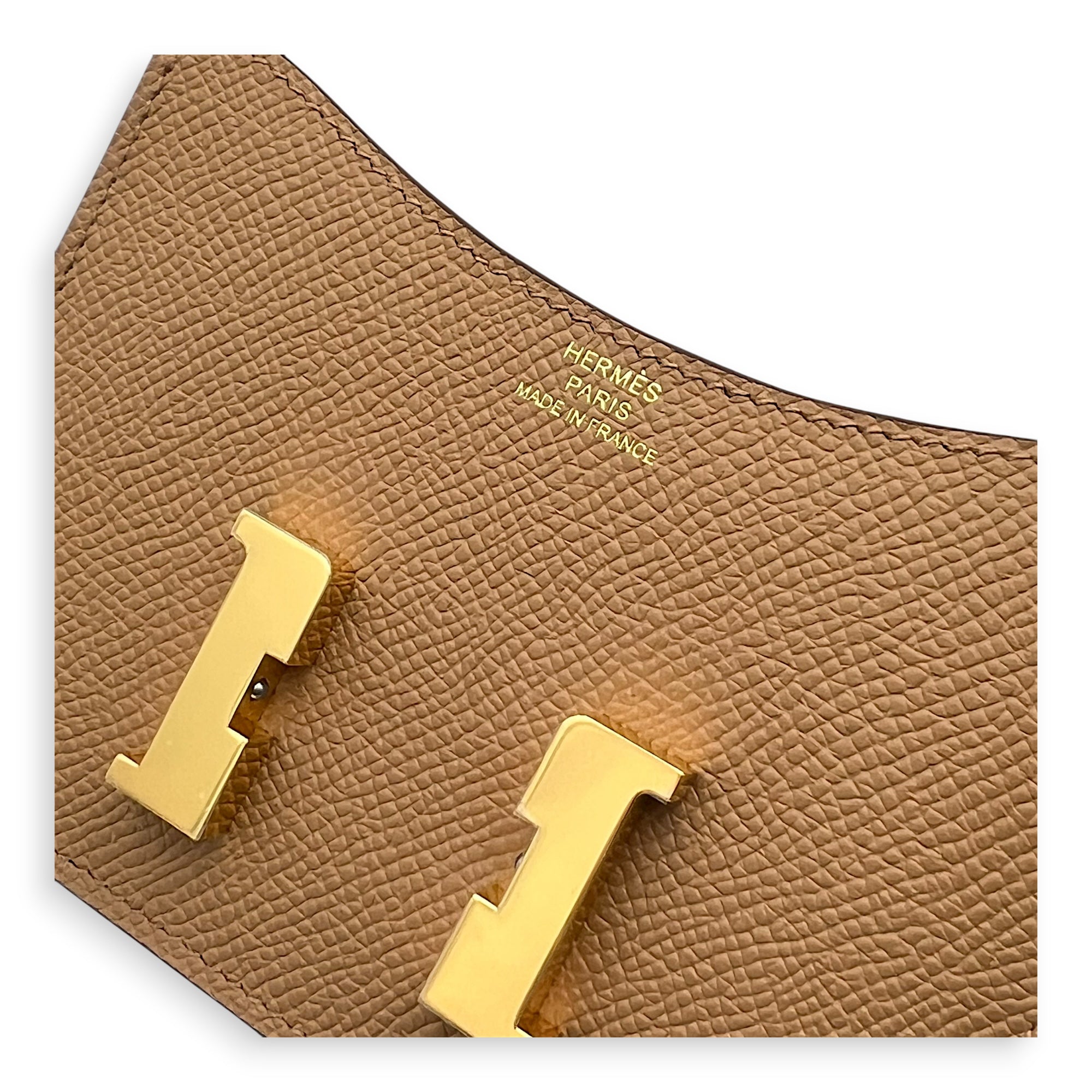 Constance slim biscuit in Epsom, Gold hardware