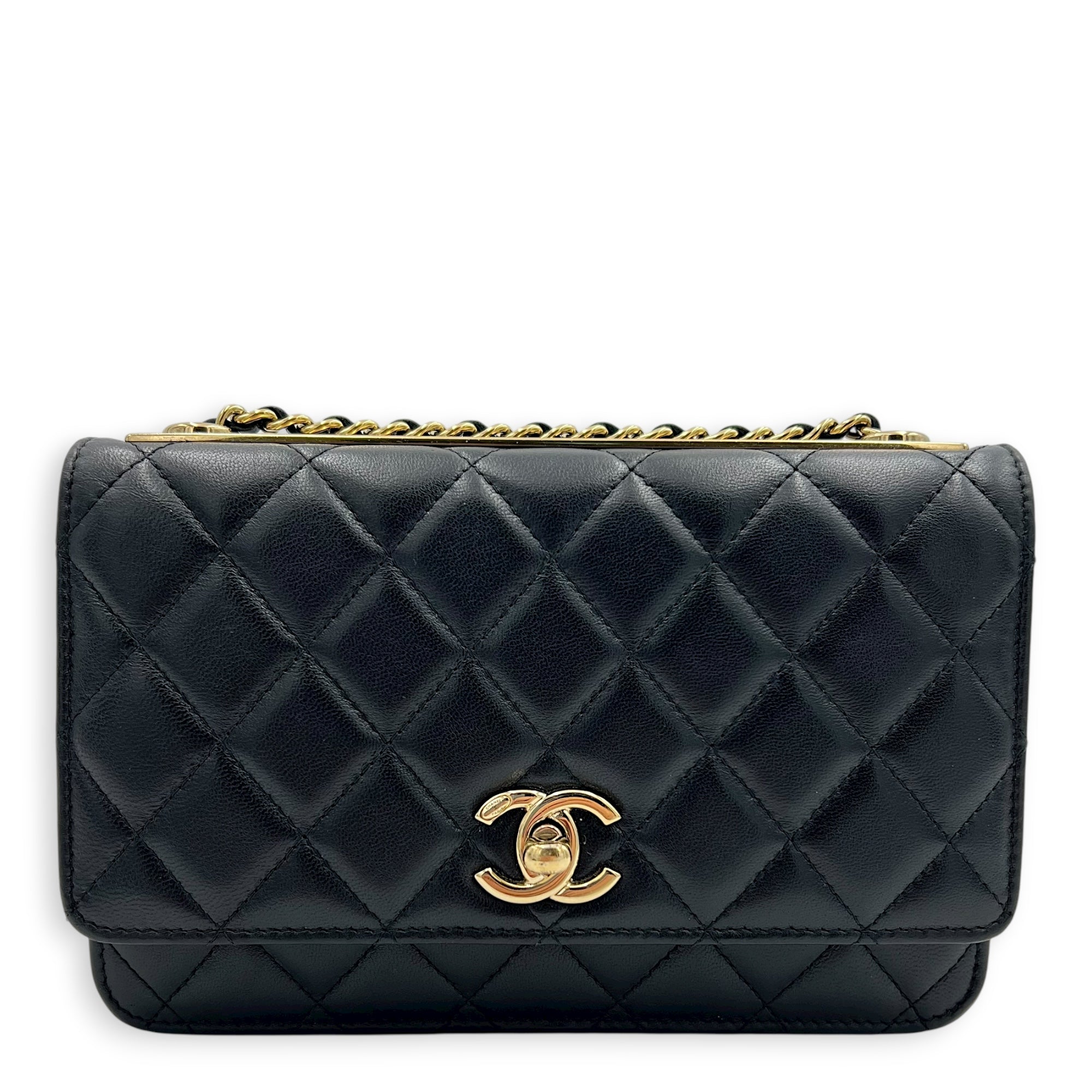 Trendy CC Crossbody Bag Black in Lambskin, Gold hardware