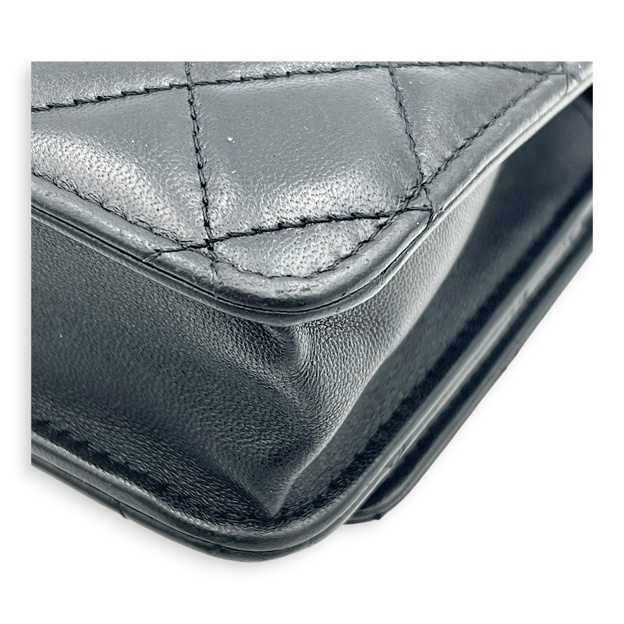 Trendy CC Crossbody Bag Black in Lambskin, Gold hardware