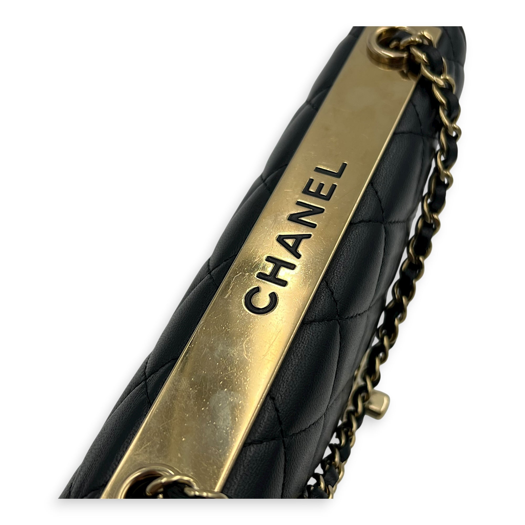 Trendy CC Crossbody Bag Black in Lambskin, Gold hardware