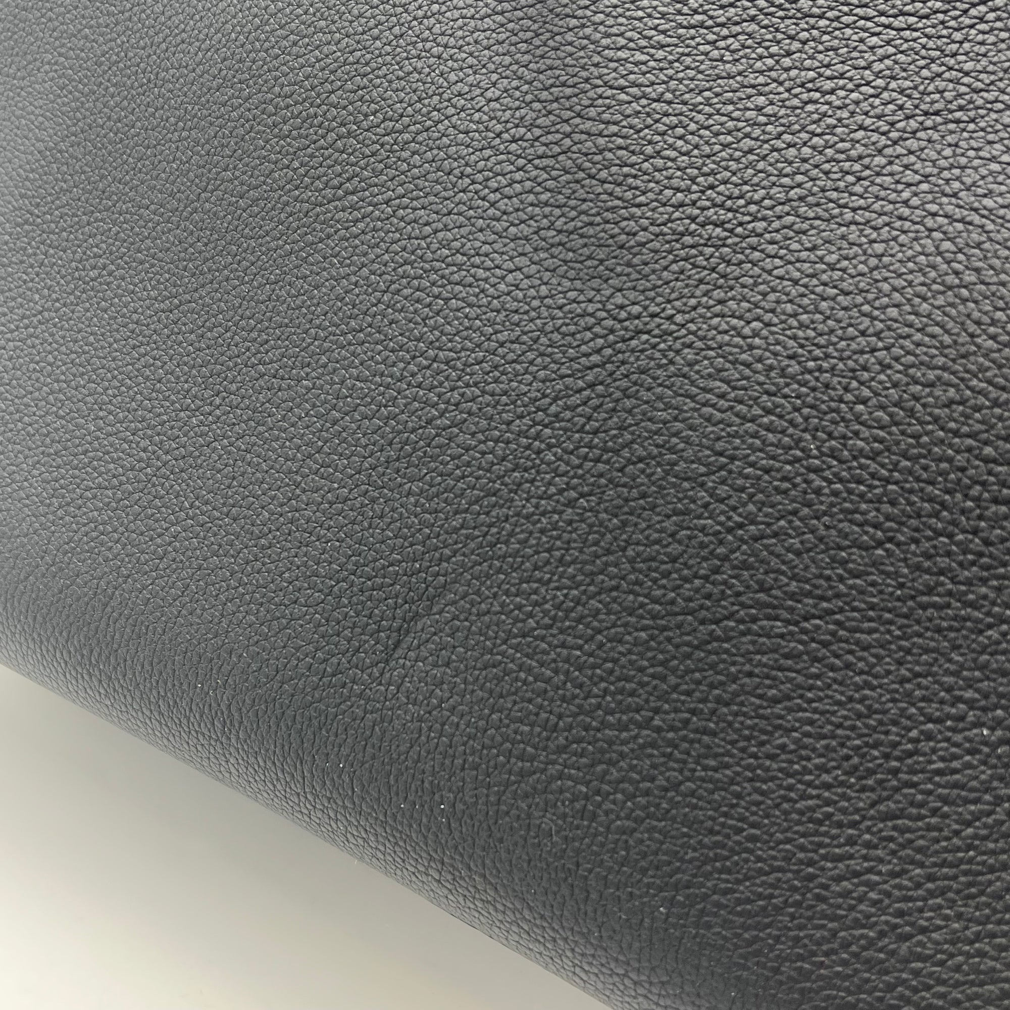 Lock Me Top Handle Bag Black in Calfskin, Gold hardware