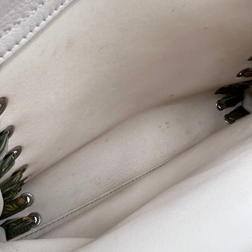 Peekaboo Medium Beige Top Handle Bag in Nappa Leather, Silver hardware