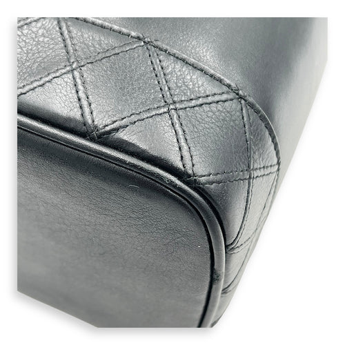 Vintage Vanity Bag Black in Calfskin, Gold hardware