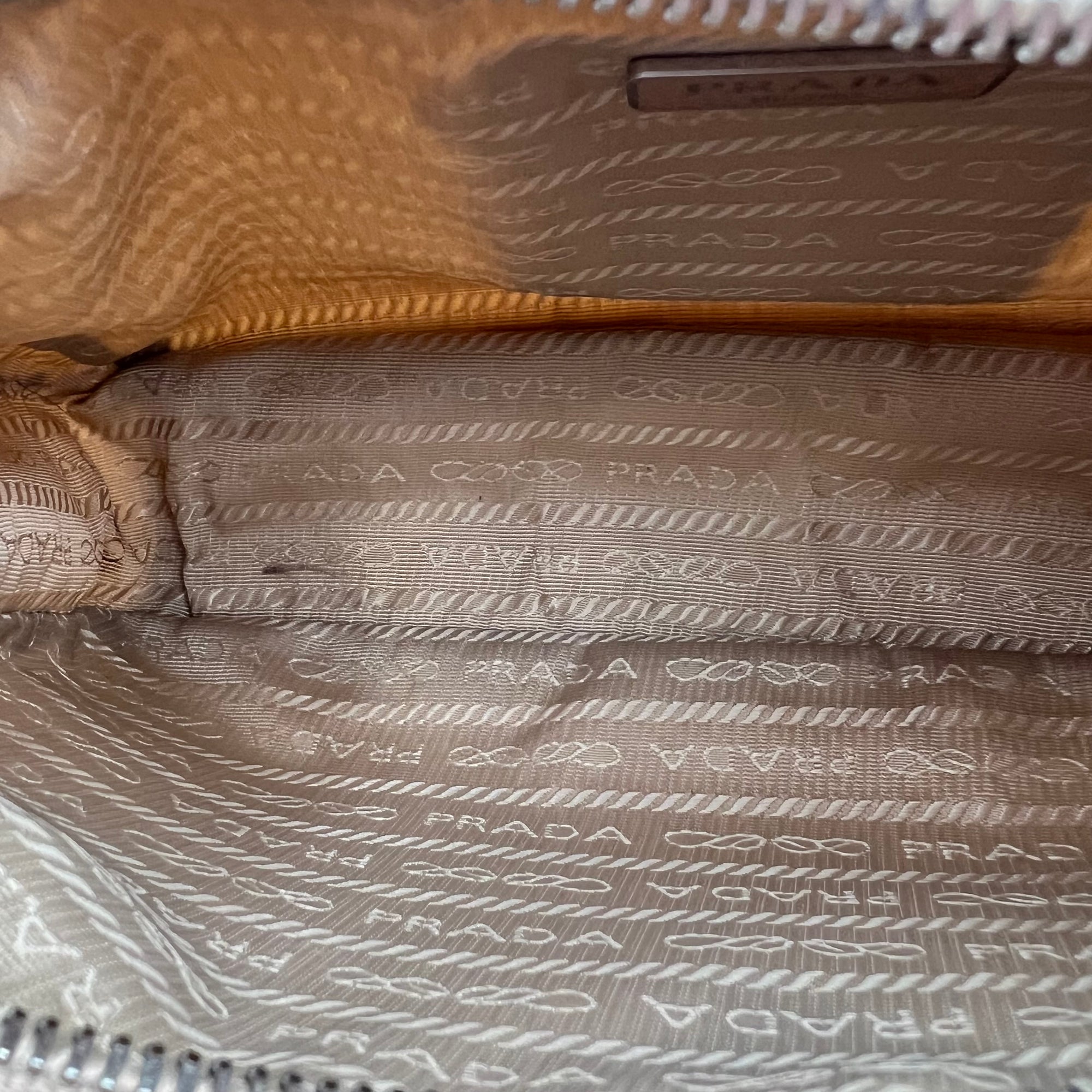 Re-Edition 2005 Shoulder Bag Beige in Re-Nylon, Silver hardware