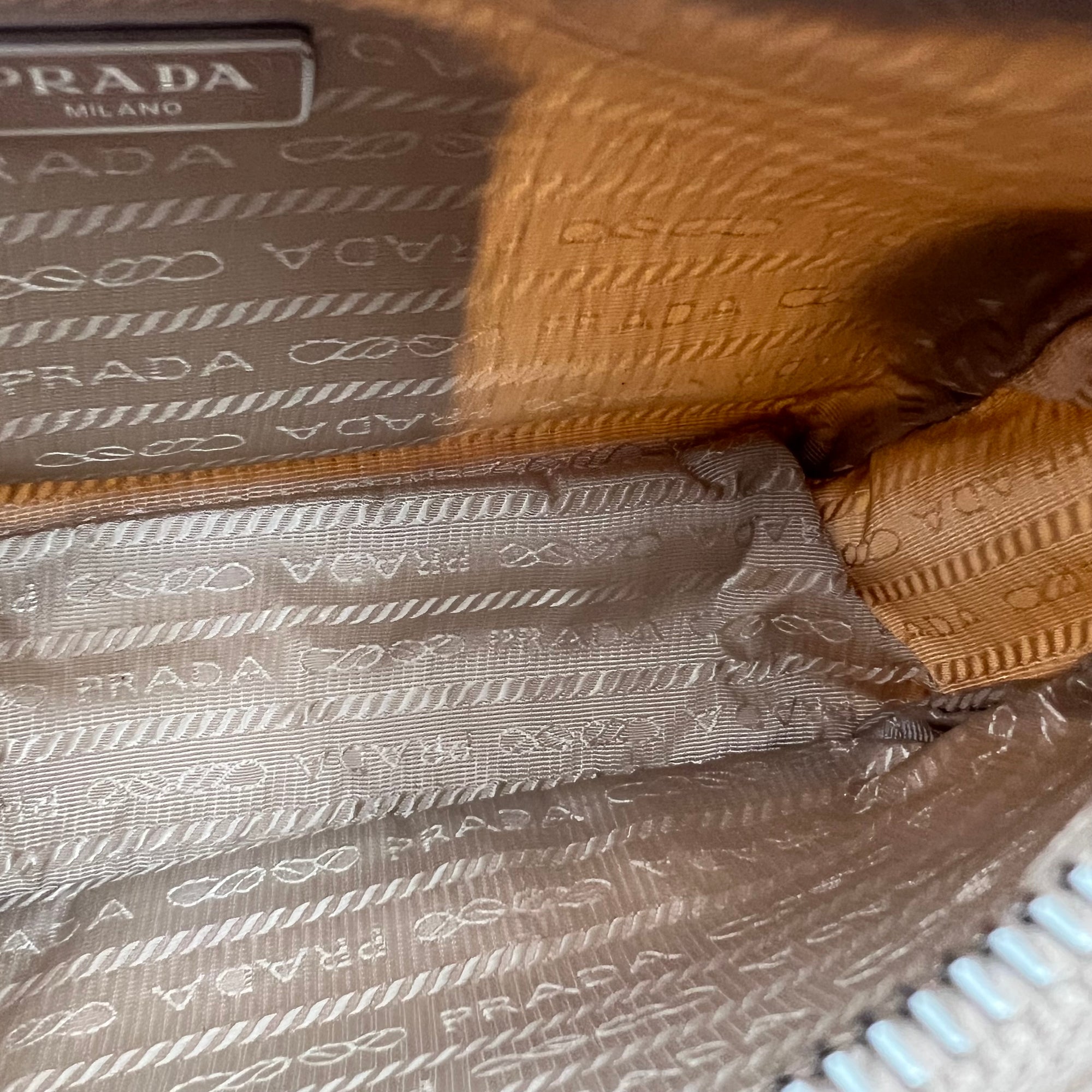 Re-Edition 2005 Shoulder Bag Beige in Re-Nylon, Silver hardware