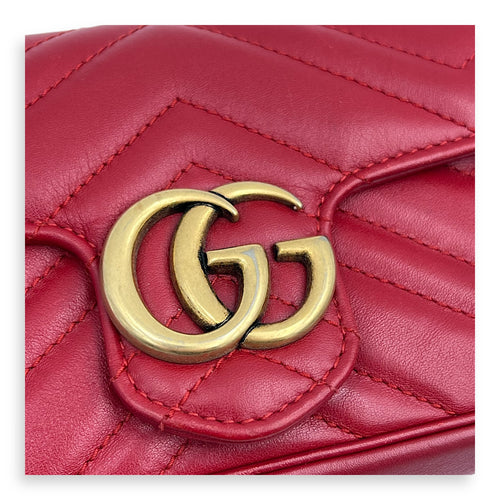 GG Marmont Super Mini Red Shoulder Bag in Calfskin, Gold hardware