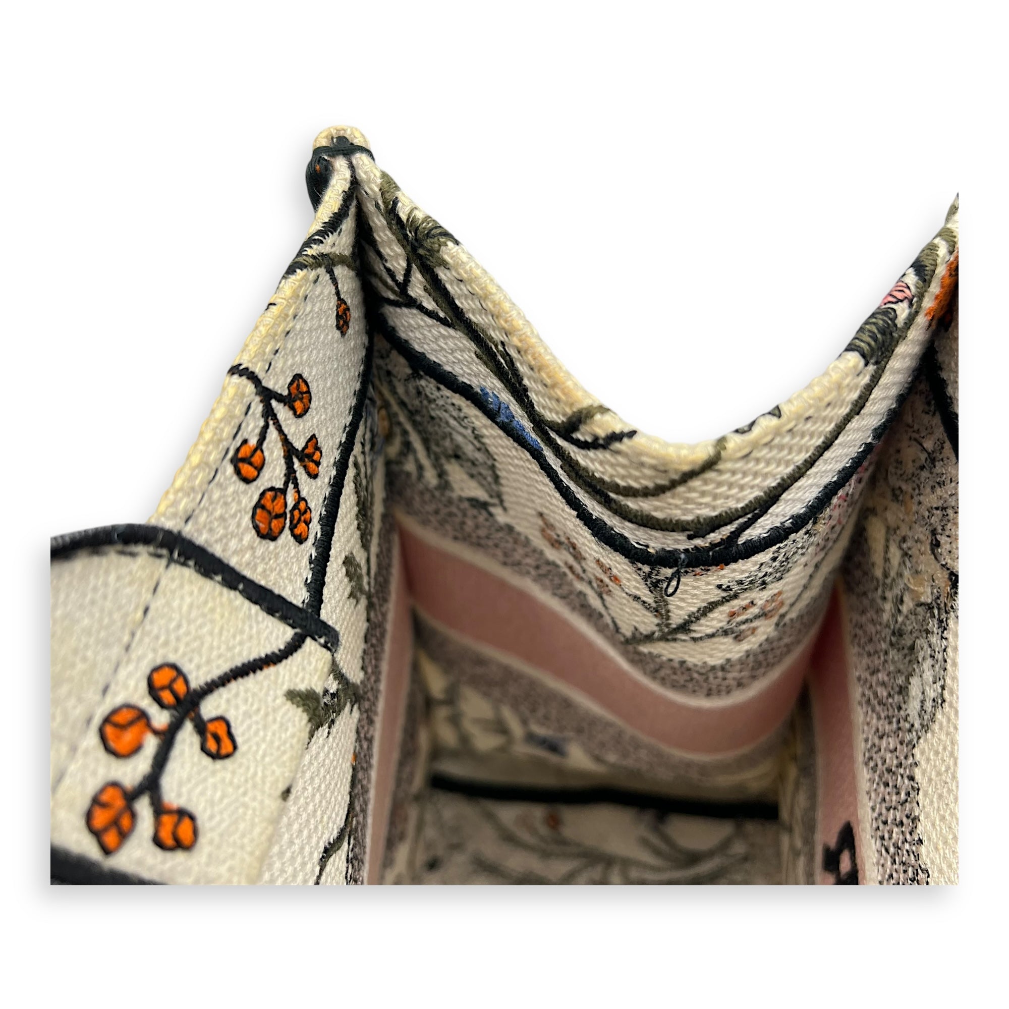 Book Tote Tote Bag Medium White in Jacquard