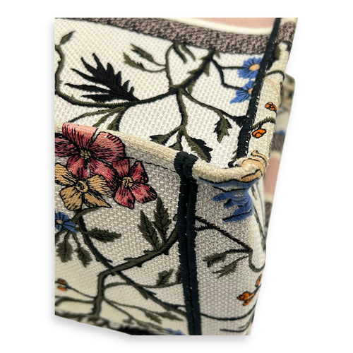 Book Tote Tote Bag Medium White in Jacquard