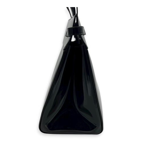 Manhattan Tote Bag Black in Patent Leather, Gold hardware