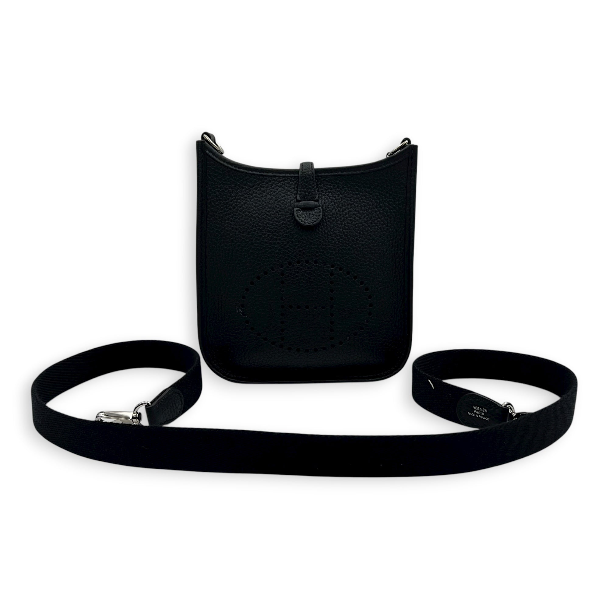 Evelyne Black in Clemence, Palladium hardware