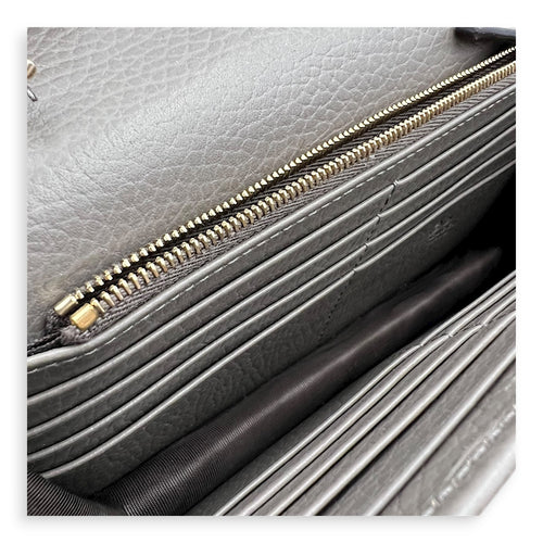 Interlocking G Wallet On Chain Grey in Calfskin, Gold hardware