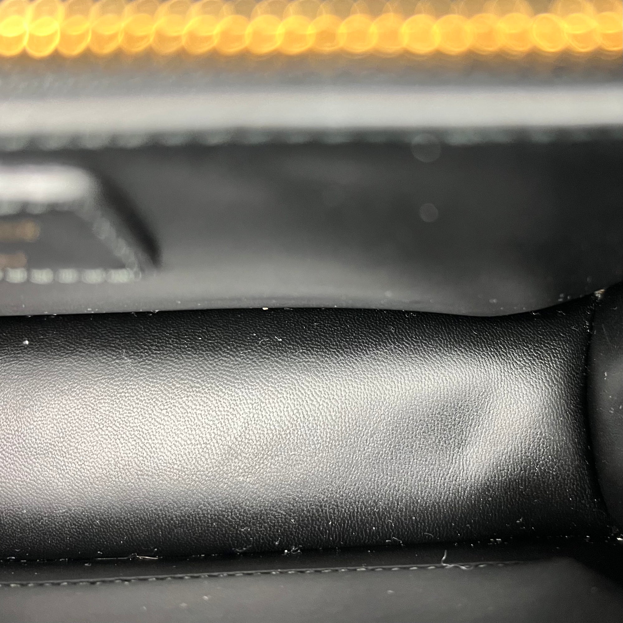 30 Montaigne Shoulder Bag Medium Black in Calfskin, Gold hardware