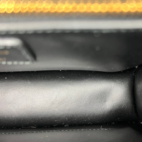 30 Montaigne Shoulder Bag Medium Black in Calfskin, Gold hardware