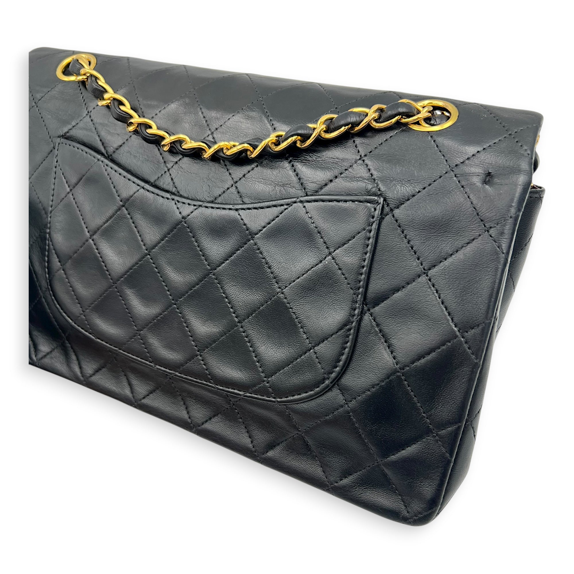 Classic Shoulder Bag Black in Lambskin, Gold hardware