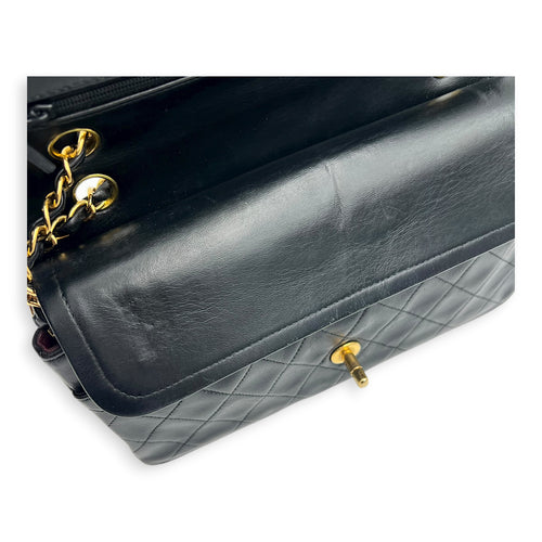 Classic Shoulder Bag Black in Lambskin, Gold hardware