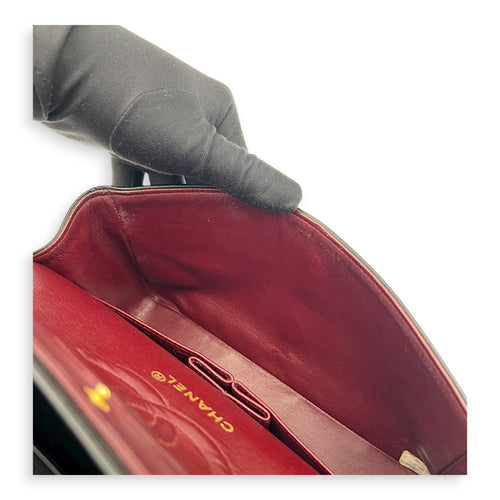 Classic Shoulder Bag Black in Lambskin, Gold hardware