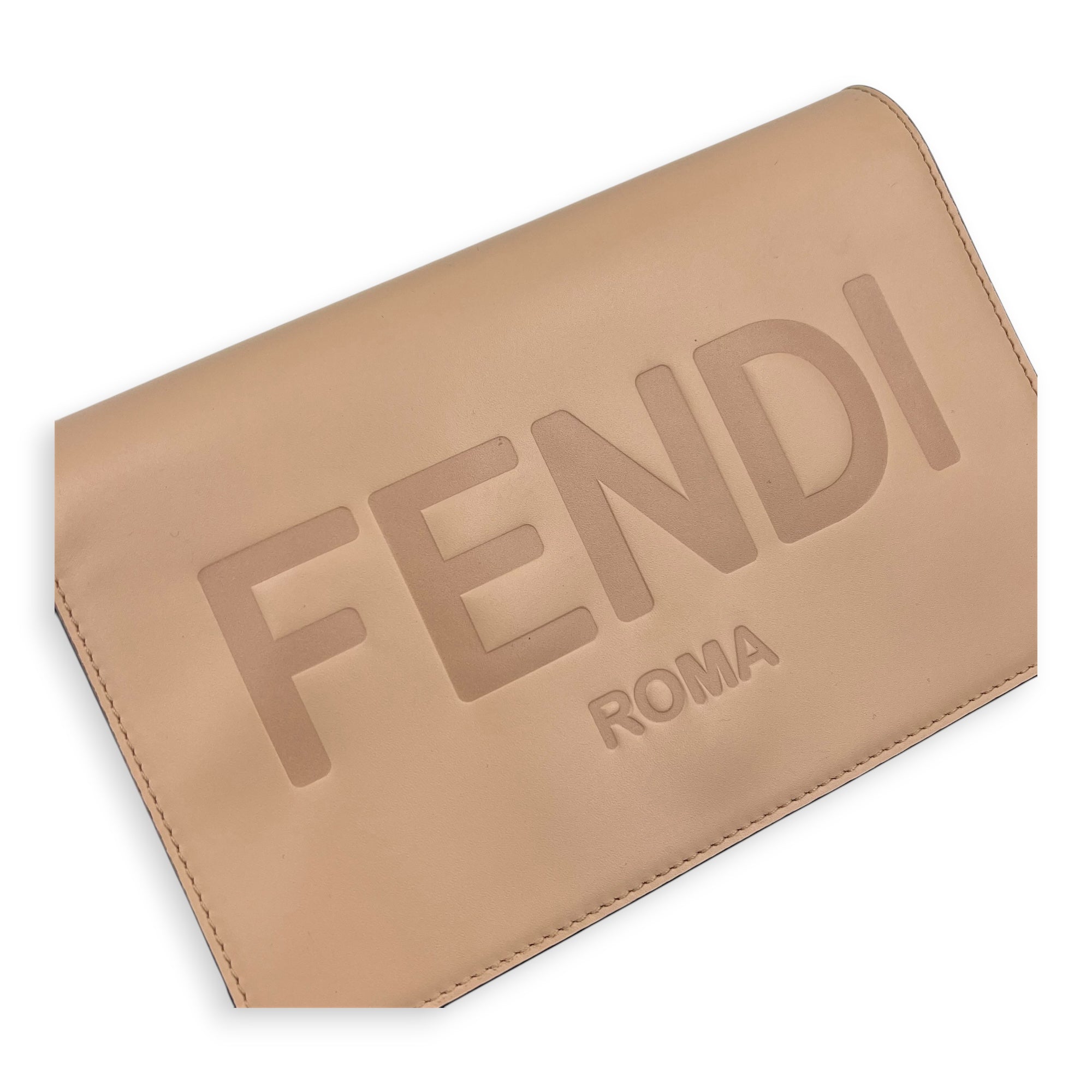 Logo Wallet On Chain Beige in Calfskin, Gold hardware