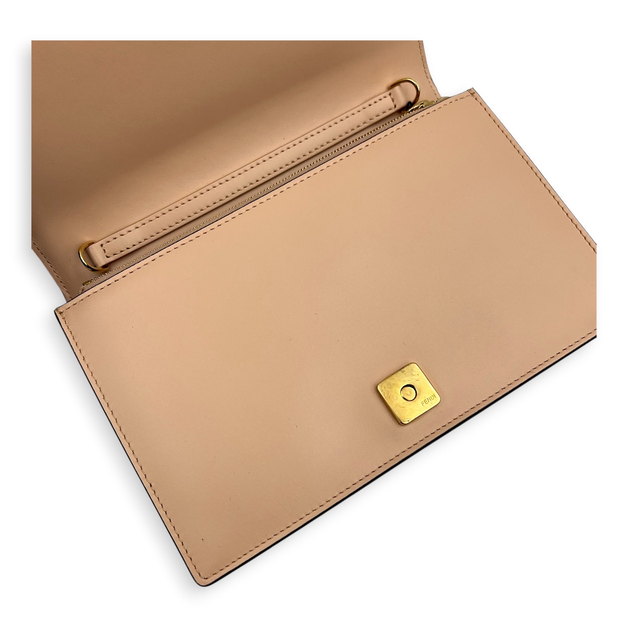 Logo Wallet On Chain Beige in Calfskin, Gold hardware