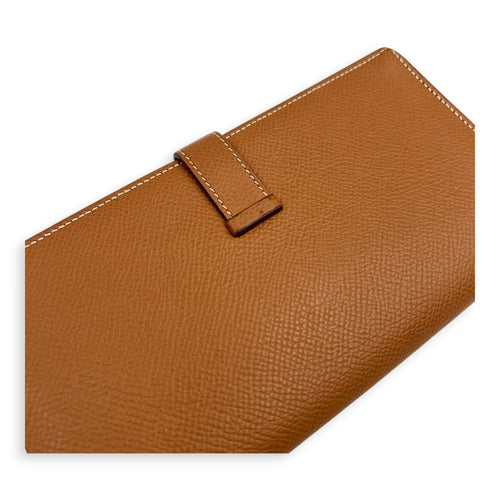Bearn Gold Wallet in Epsom, Silver hardware