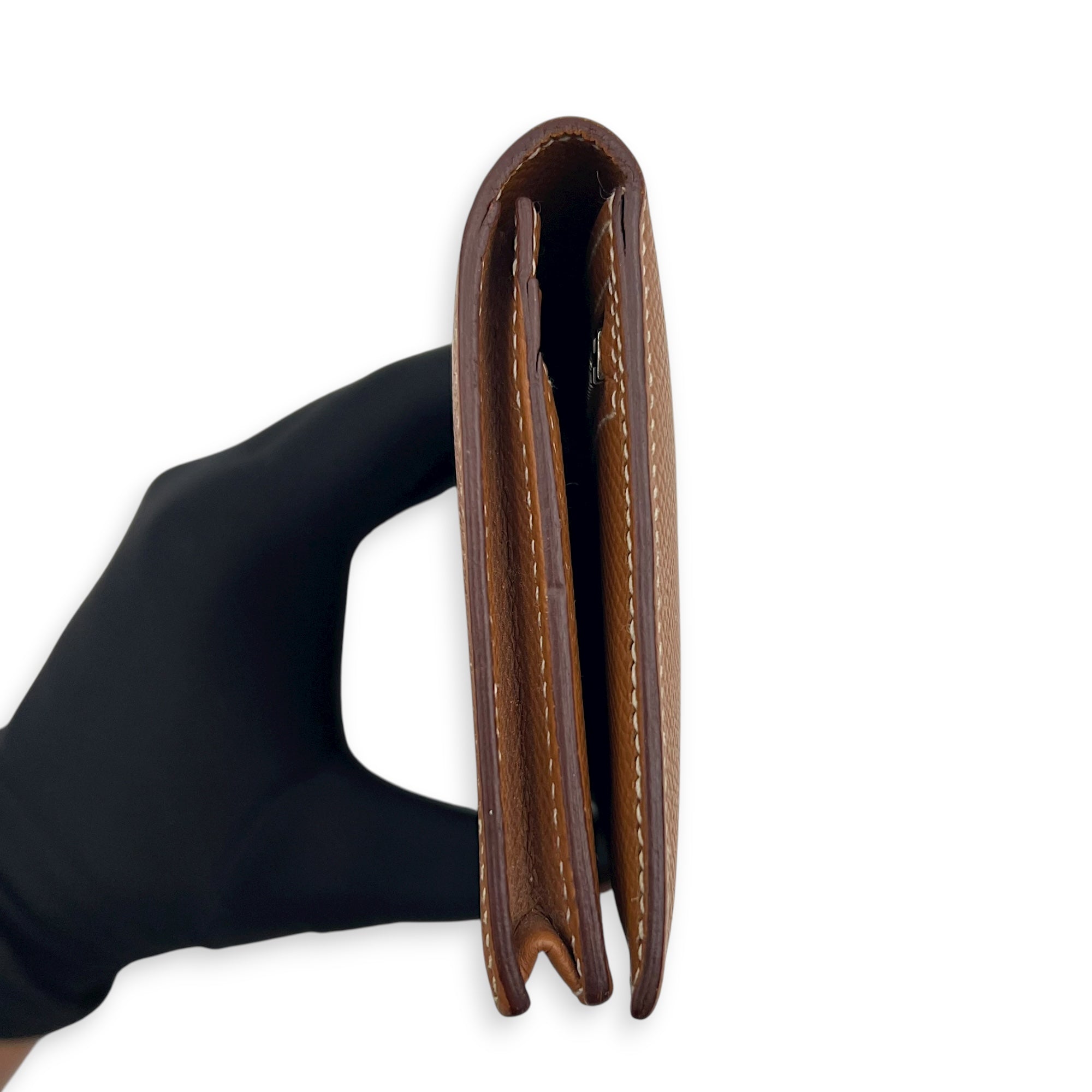 Bearn Gold Wallet in Epsom, Silver hardware