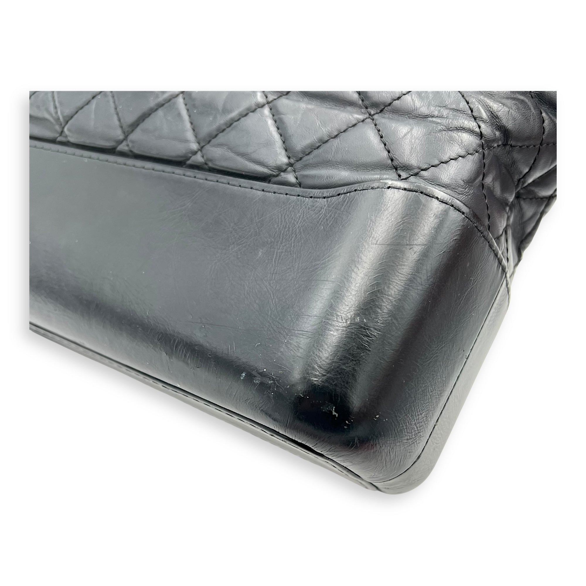 Gabrielle Medium Black Crossbody Bag in Calfskin, Mixed hardware