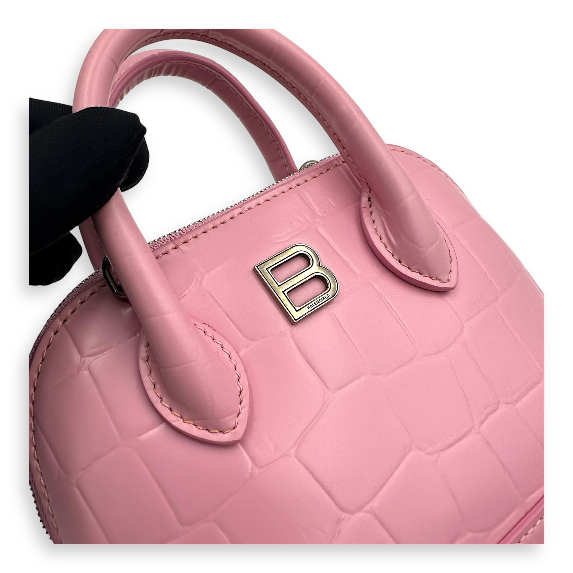 Ville Top Handle Bag Pink in Calfskin, Silver hardware