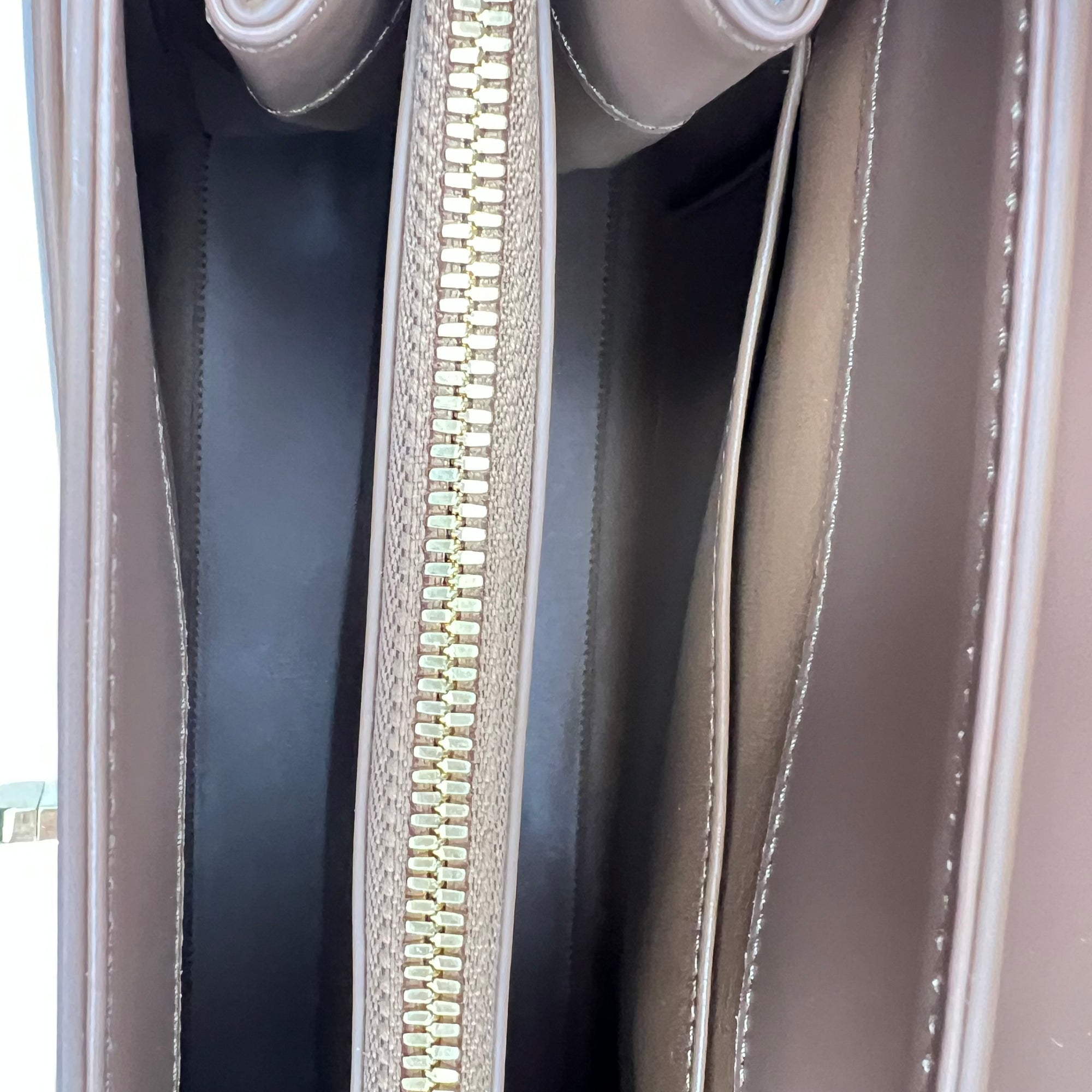 16 Top Handle Bag Brown in Calfskin, Gold hardware