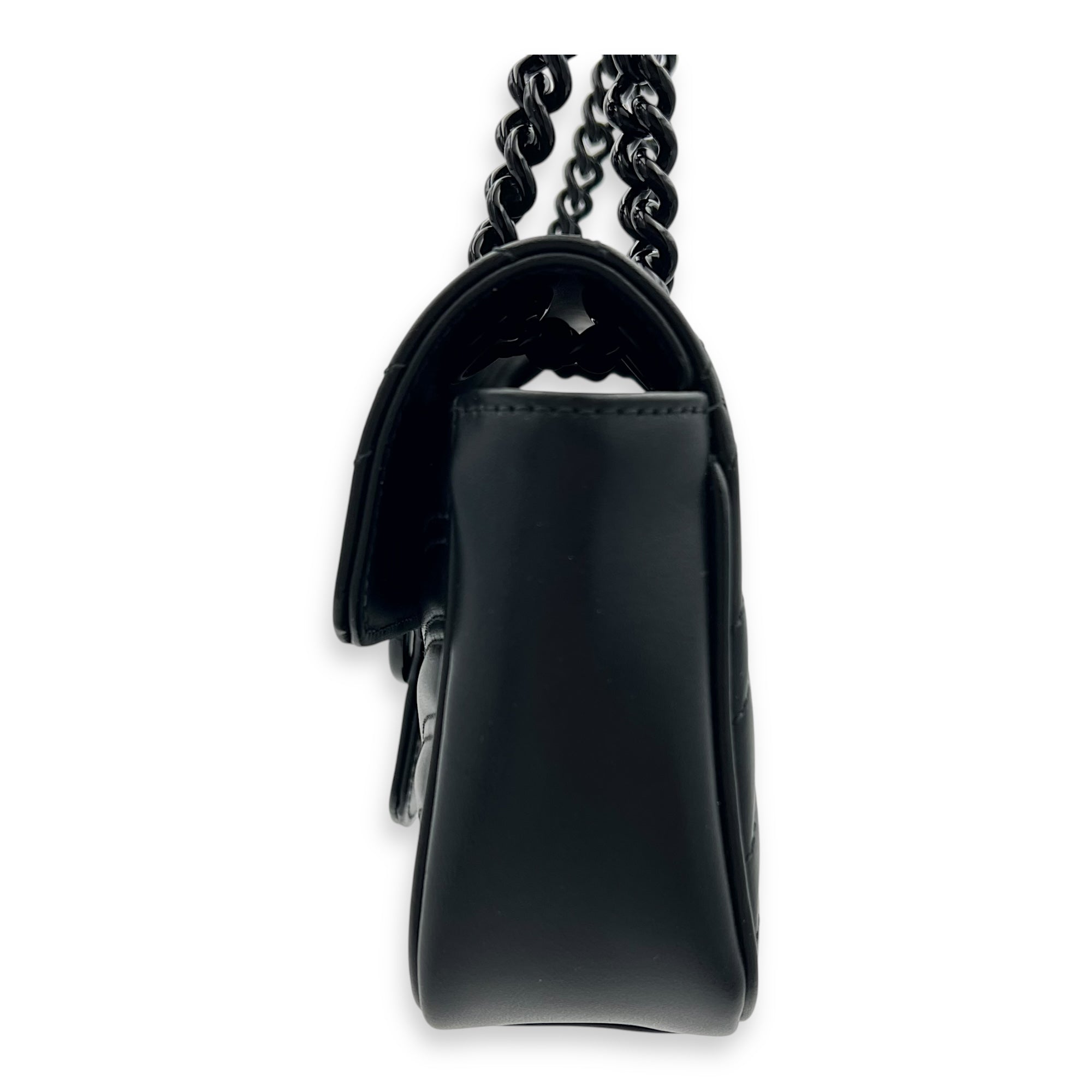 GG Marmont Shoulder Bag Small Black in Calfskin, black hardware