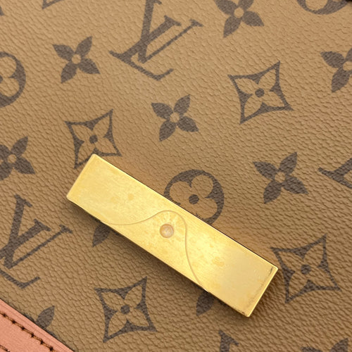 Dauphine MM Brown Shoulder Bag in Monogram Coated Canvas, Gold hardware