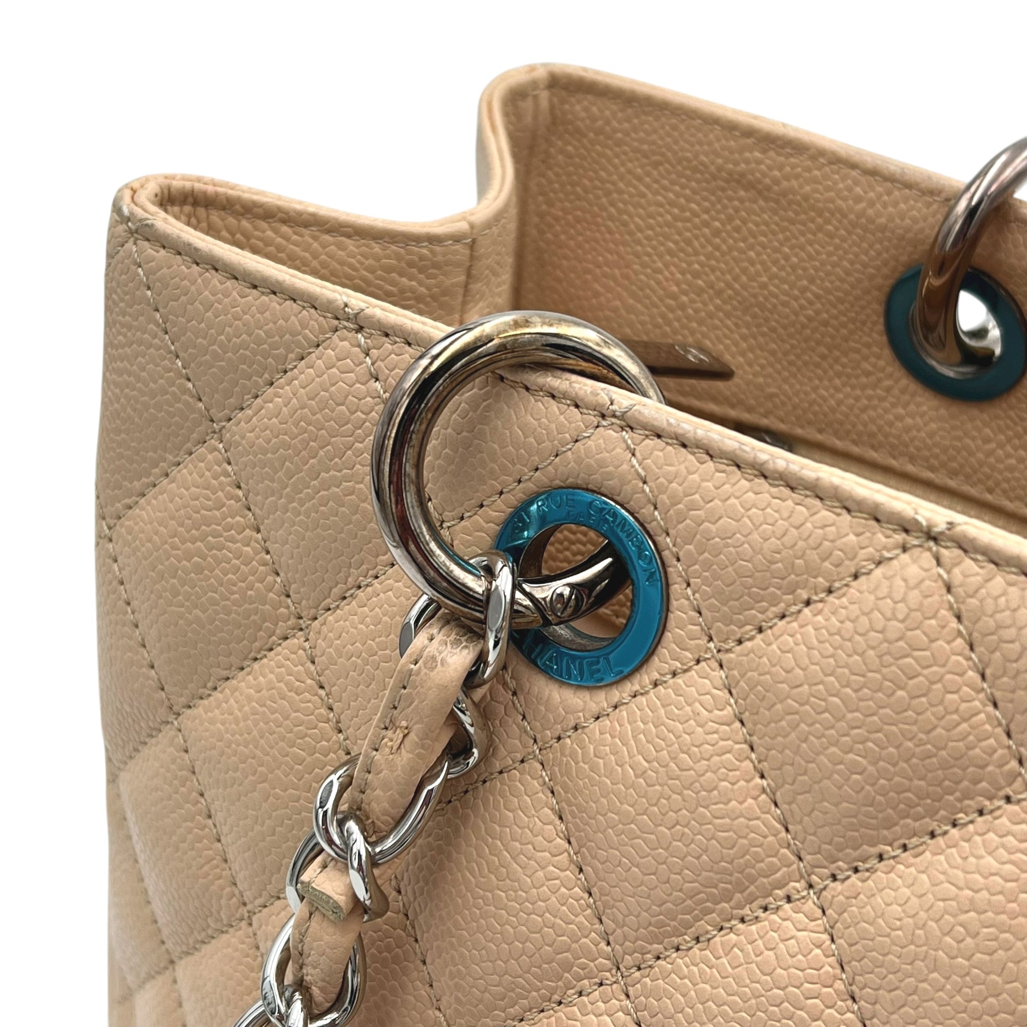 GST Tote Bag Beige in Caviar Leather, Silver hardware